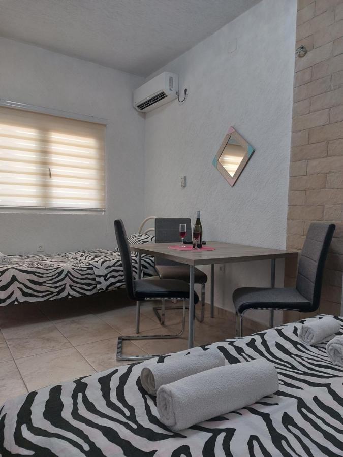 Apartments Ljiljanic بودفا المظهر الخارجي الصورة