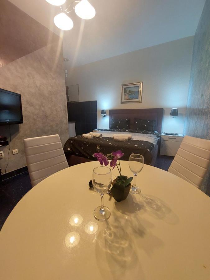 Apartments Ljiljanic بودفا المظهر الخارجي الصورة