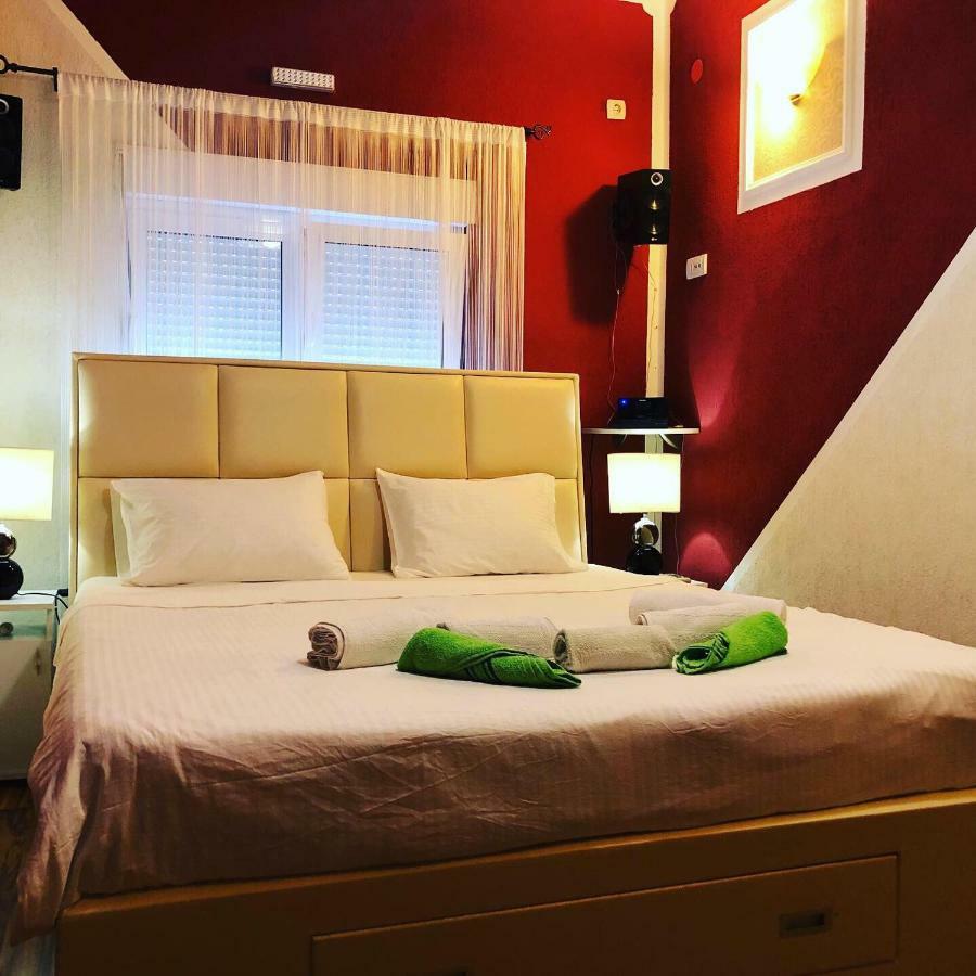 Apartments Ljiljanic بودفا المظهر الخارجي الصورة